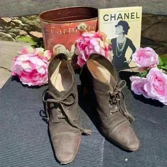 Chanel Brown Suede Heeled Booties Size 8 - Picture 1 of 11